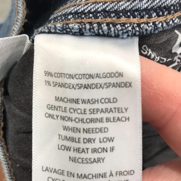 Calvin Klein Jeans Women's Cut Off High Rise Shorts Size 26 New - Picture 5 of 10